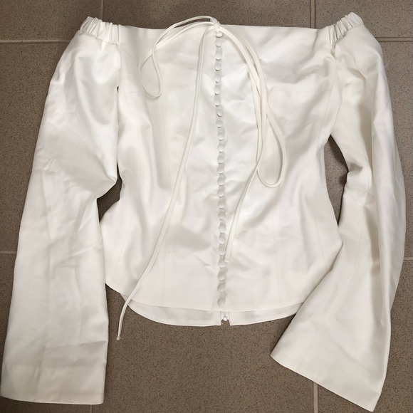 Orseund iris design white off shoulder top - Picture 5 of 10